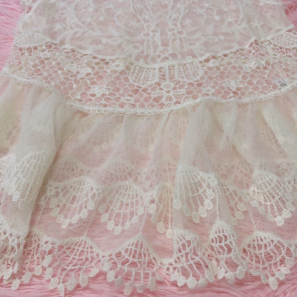 Poof Lace Top Size 7/8 - Picture 4 of 5